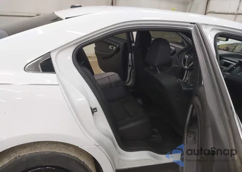 2015 Ford Police Interceptor из США, поврежденный, VIN 1FAHP2MK1FG133779